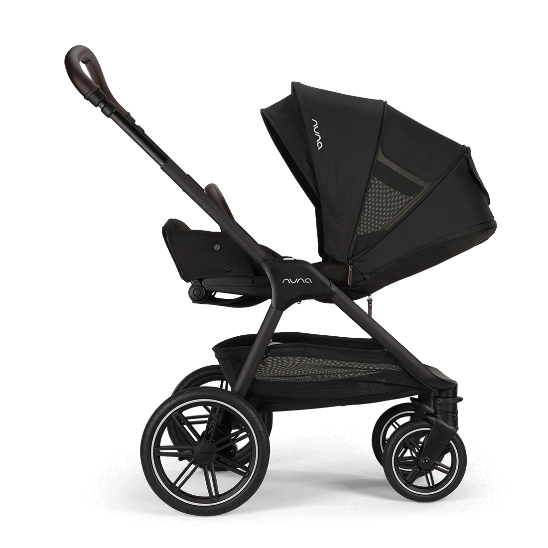 TRIV lx + PIPA™ urbn travel system
