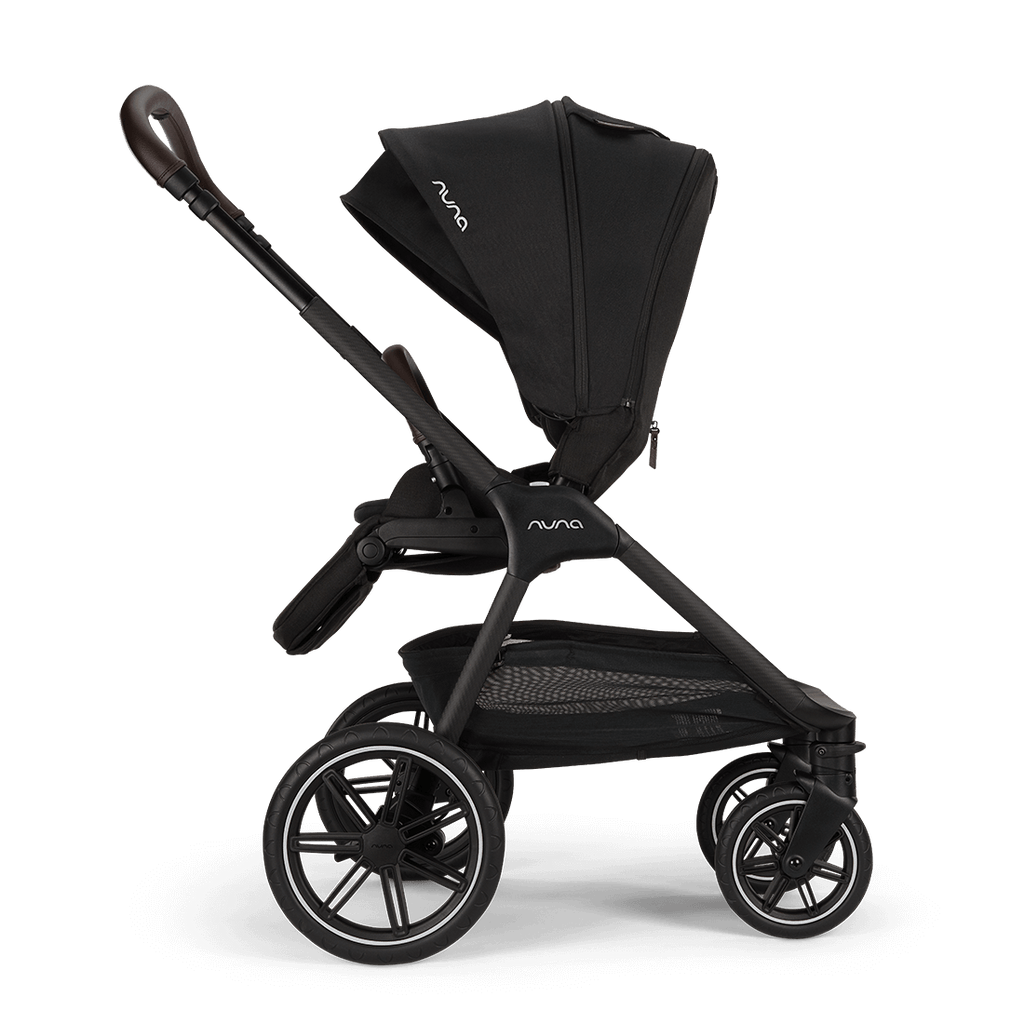 TRIV lx + PIPA™ urbn travel system