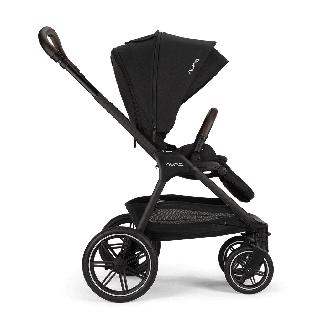TRIV lx + PIPA™ urbn travel system