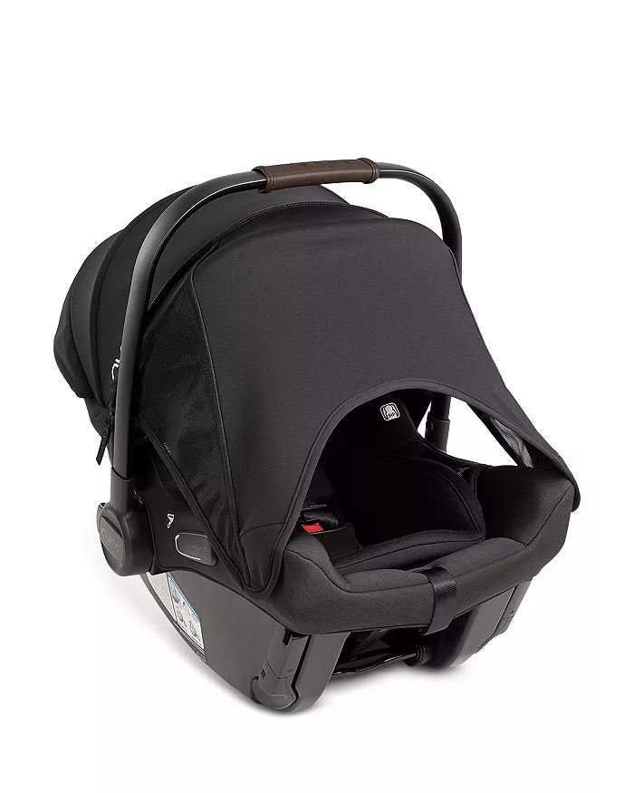 TRIV Next + PIPA urbn Travel System